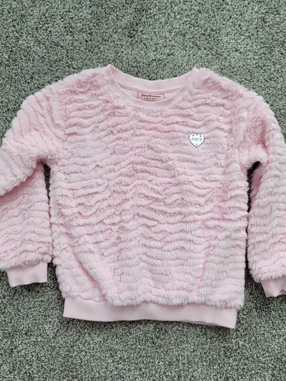 Girls Juicy Couture Pink Fuzzy  Pull Over Sweatshirt size 5